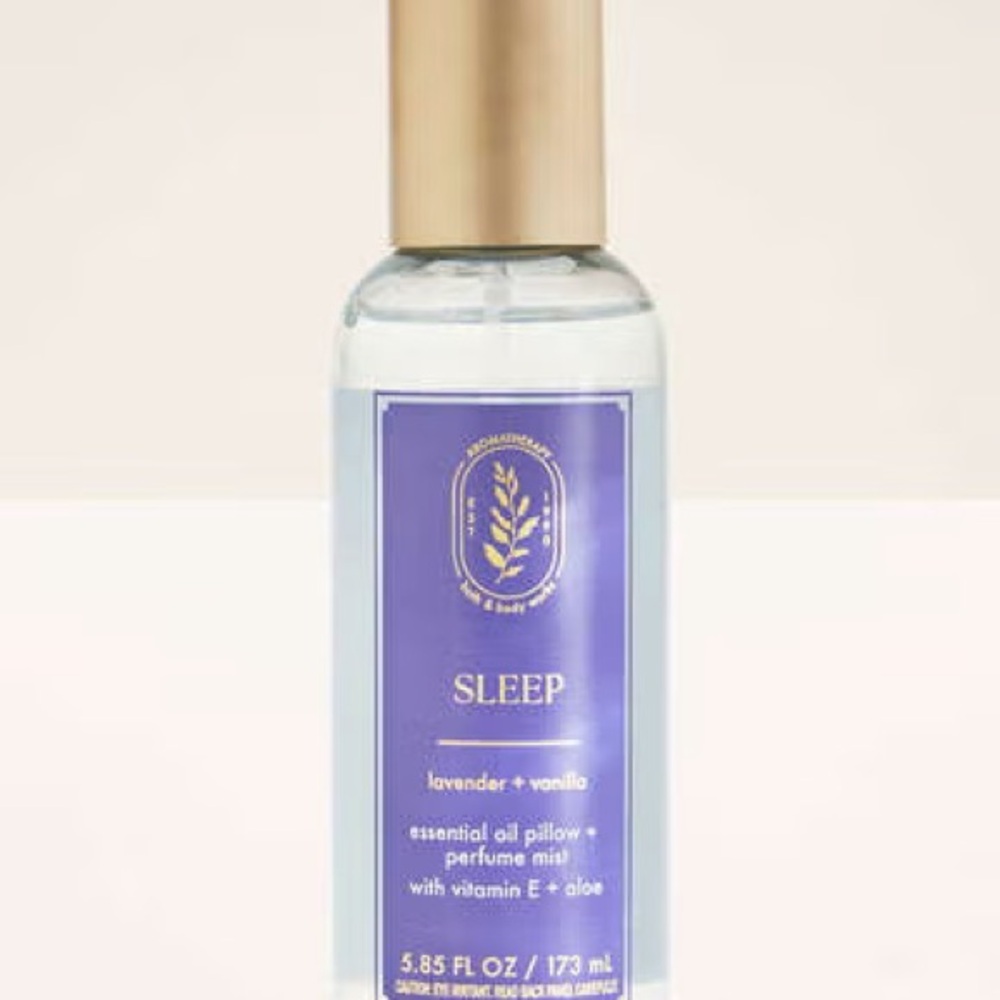 Bath & Body Works Sleep Lavender + Vanilla Pillow Mist - Purple Label, Gold Cap